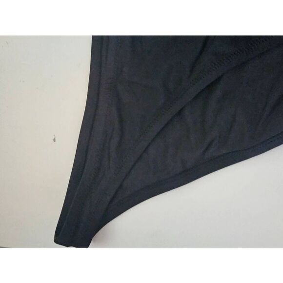 Skims Swim set. Nwt - Picture 10 of 14